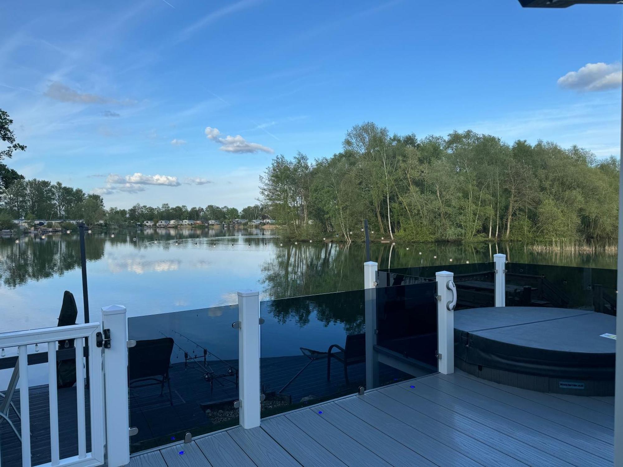 Lakeside Dorchester Lodge - Hot Tub With Fishing Peg Tattershall Luaran gambar